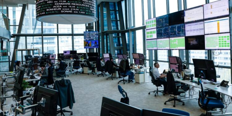 Spread ancora in crescita a 96 punti base, rendimenti al 4,60%: oggi l’ultima asta di settembre