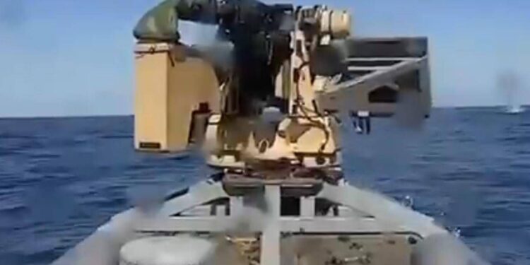 Battaglia navale nel Mar Nero, il drone ucraino vince il duello: la Russia va k.o.