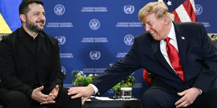 Ucraina, Trump vede Zelensky: “Insieme troveremo soluzione per finire la guerra”