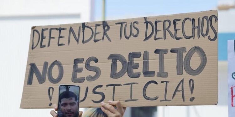 Messico, Sheinbaum e Onu condannano le violenze della polizia a Guadalajara