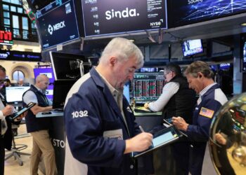 Occupati Usa sotto le attese, spread Btp/Bund giù a 114,6 punti