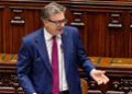 Duello sulle banche. Giorgetti: ‘Non morirà nessuno’. Maxi arretrati ai magistrati