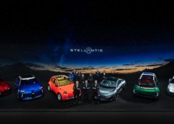 Stellantis a Parigi con 60 prodotti e 9 concept car, ‘il piano sta diventando realtà’