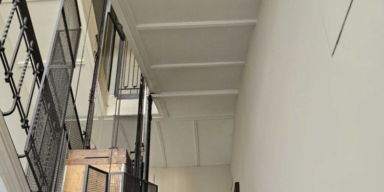Collettivi universitari, presidio per i cambi di residenza Edisu