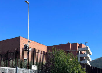 Ferì arrestato in fuga da ospedale Prato, agente interdetto per 4 mesi