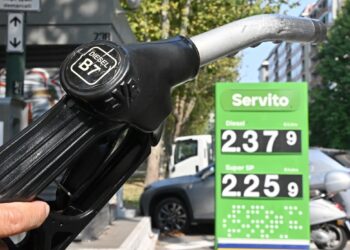 Niente accise mobili, il Governo frena sugli sconti dopo il ritorno del price cap