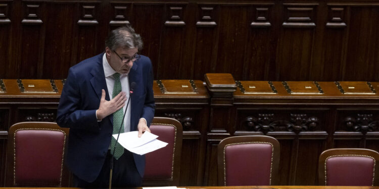 La manovra cerca risorse, le banche dicono ‘no ad altri contributi’