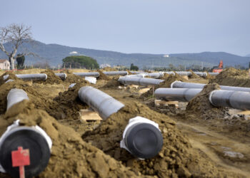Il gas chiude in modesta crescita a 72,7 euro