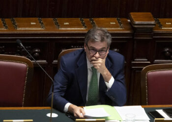 Manovra, 5 miliardi da banche e assicurazioni. Istituti sorpresi