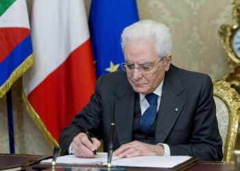 Mattarella emana il decreto legge sulla Scuola