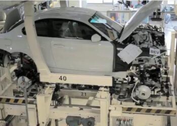 Limiti Ue alle ibride cinesi dal primo dicembre, import a 350mila l’anno