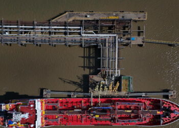 Il petrolio chiude in brusco calo a New York, a -3,48%