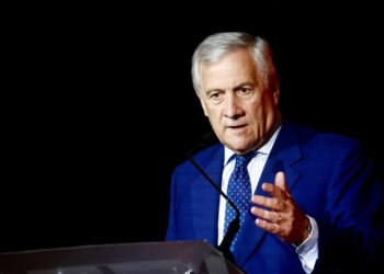 Tajani alza il muro, ‘il centro è solo Forza Italia’