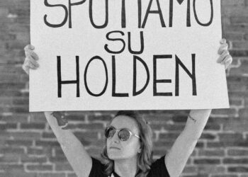 Violenza su donne, la scrittrice Martucci: “Sputiamo su Holden per sradicare la cultura patriarcale”