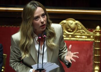 Ucraina, Meloni: “Posizione Italia non cambia, sostegno a Kiev”. Zelensky ringrazia
