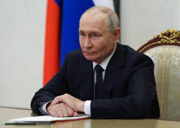 Ucraina-Russia, Kiev spezza l’assedio di Putin nel Donetsk. Gli inviati di Zelensky in Usa
