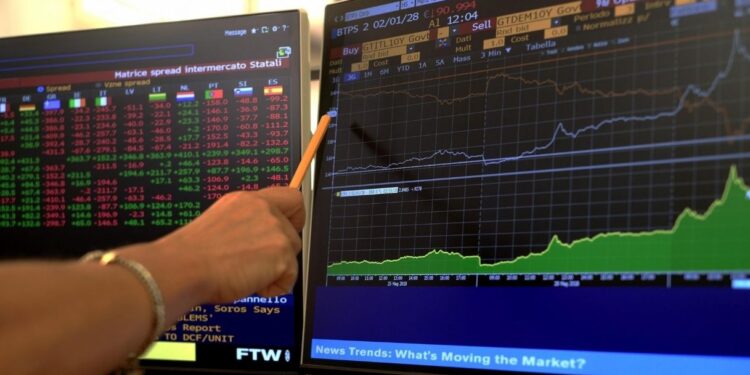 Spread a 116 punti base, Btp al 4,61%: cosa succede sui mercati